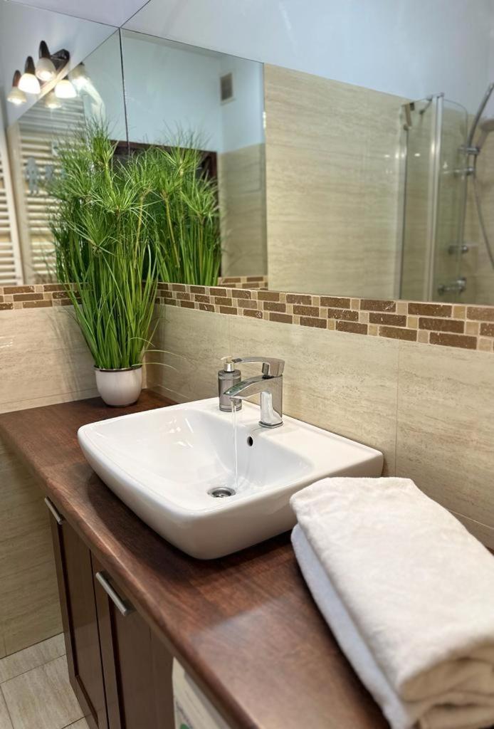 Apartament Przy Rynku Познань Экстерьер фото